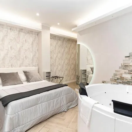 Silver Coliseum Apartamento *